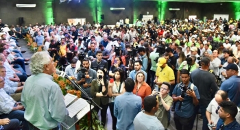“Me julguem pela minha história”, diz Caiado a produtores rurais
